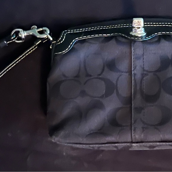 COACH Legacy Top Turnlock 2-Way Baguette Wristlet Black - Picture 2 of 8